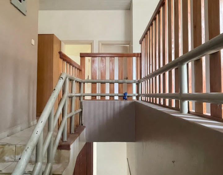 4 BEDROOM FULLY DETACHED DUPLEX WITH ONE ROOM BQ
