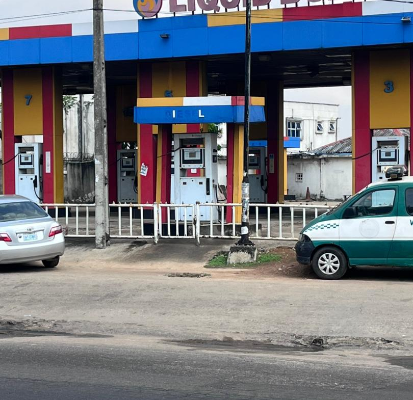 Standard Petrol station for Sale