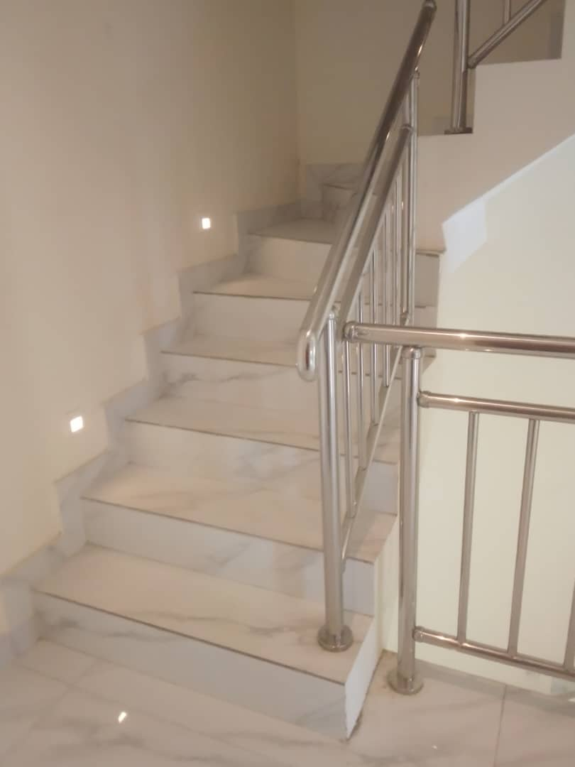 oba 5 PROPERTY FOR SALE INSIDE OBANTA CLOSE OFF ADENIYI JONES AVENUE IKEJA