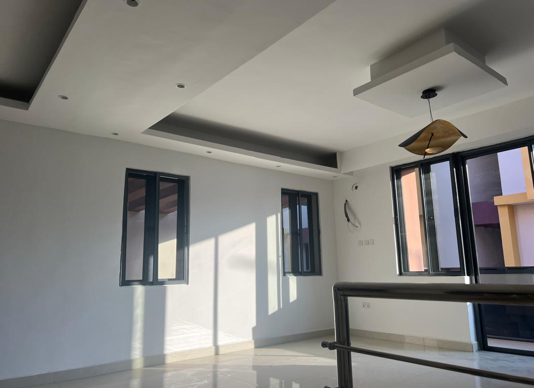 PROPERTY TO LET *NEWLY BUILT 18Unit Of LUXURY 4BEDROOM TERRACE DUPLEX WITH BQ.