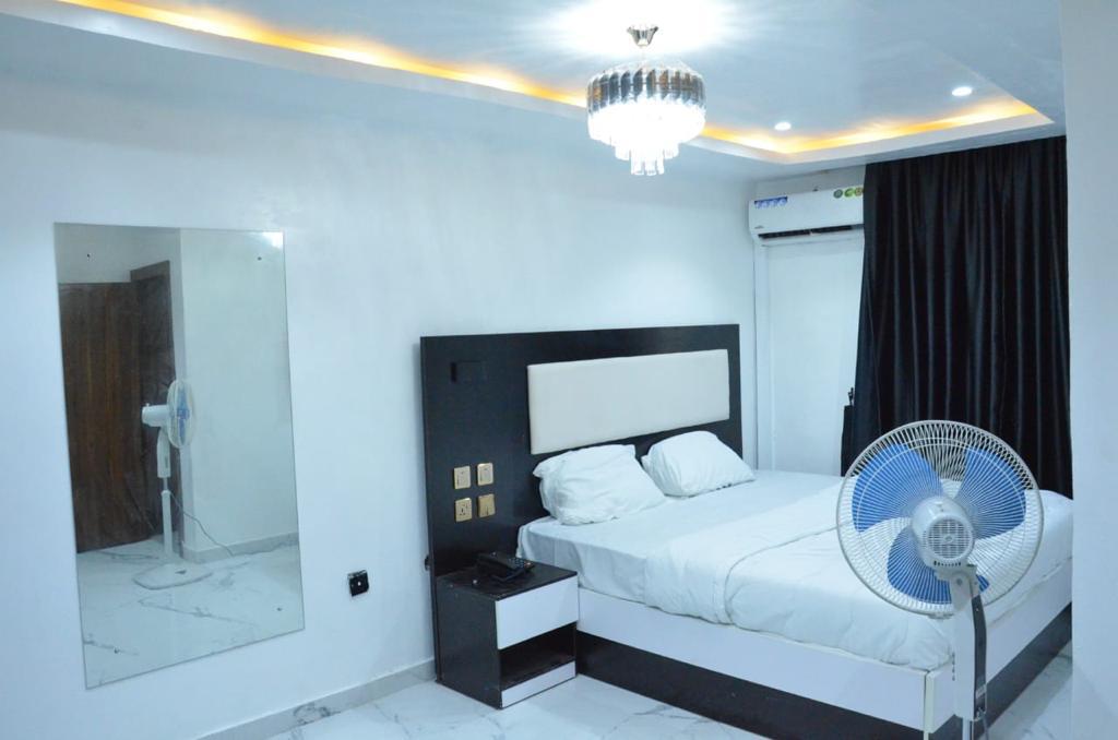 1 bedroom Shortlet apartment with Amazing features